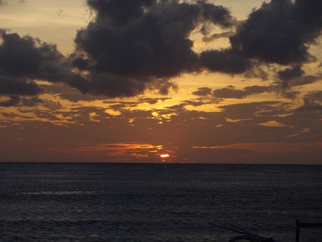 Восход. Бали. Пляж Амед.