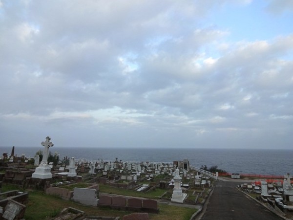 Кладбище с видом на океан!